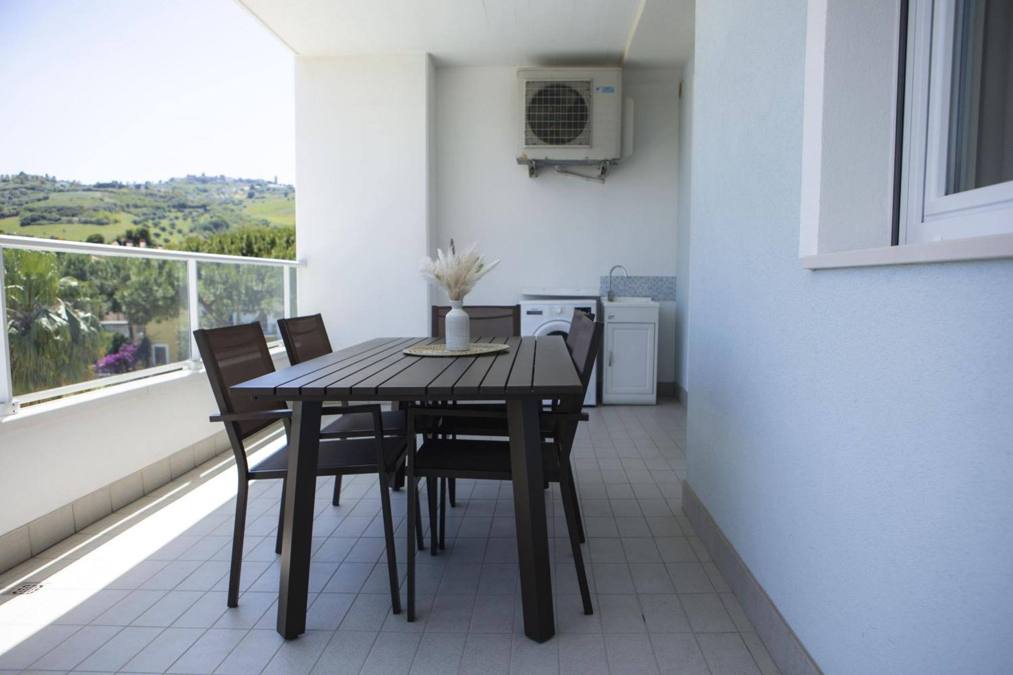 Aparthotel Residenze Roscioli Roseto Degli Abruzzi Exterior foto
