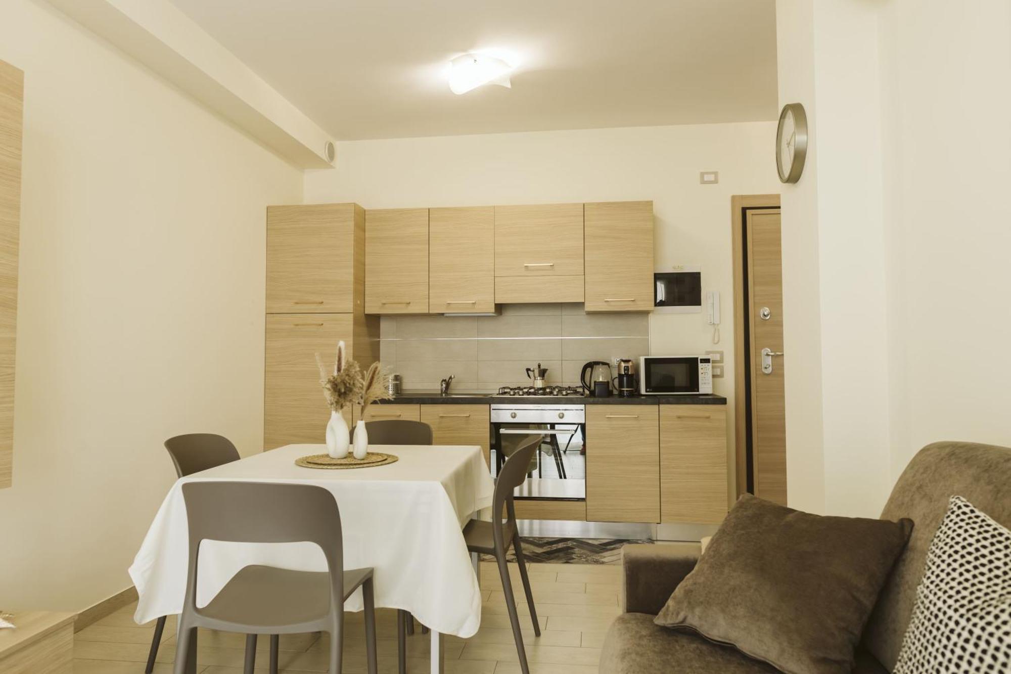 Aparthotel Residenze Roscioli Roseto Degli Abruzzi Exterior foto