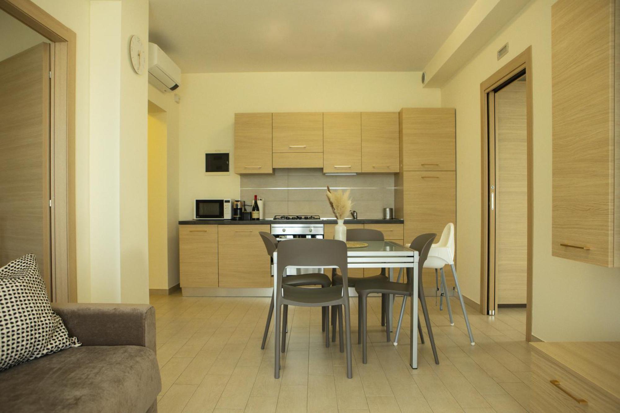 Aparthotel Residenze Roscioli Roseto Degli Abruzzi Exterior foto