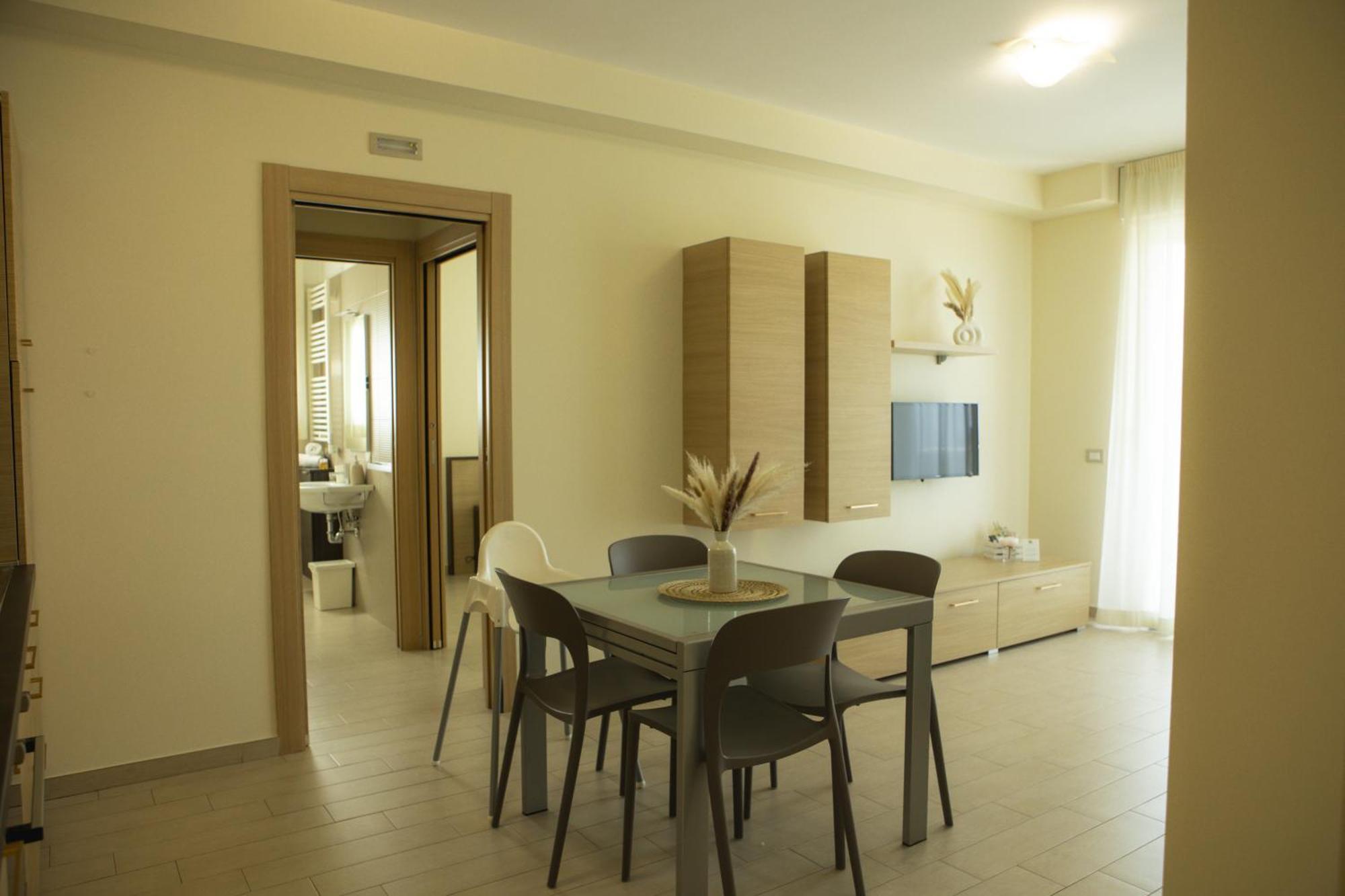 Aparthotel Residenze Roscioli Roseto Degli Abruzzi Exterior foto