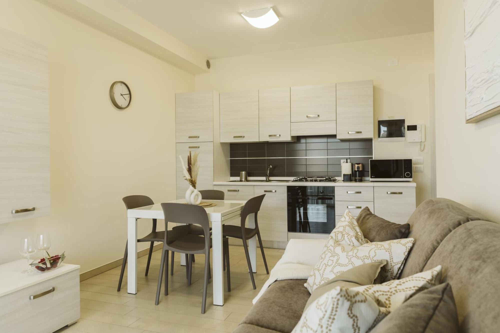Aparthotel Residenze Roscioli Roseto Degli Abruzzi Exterior foto