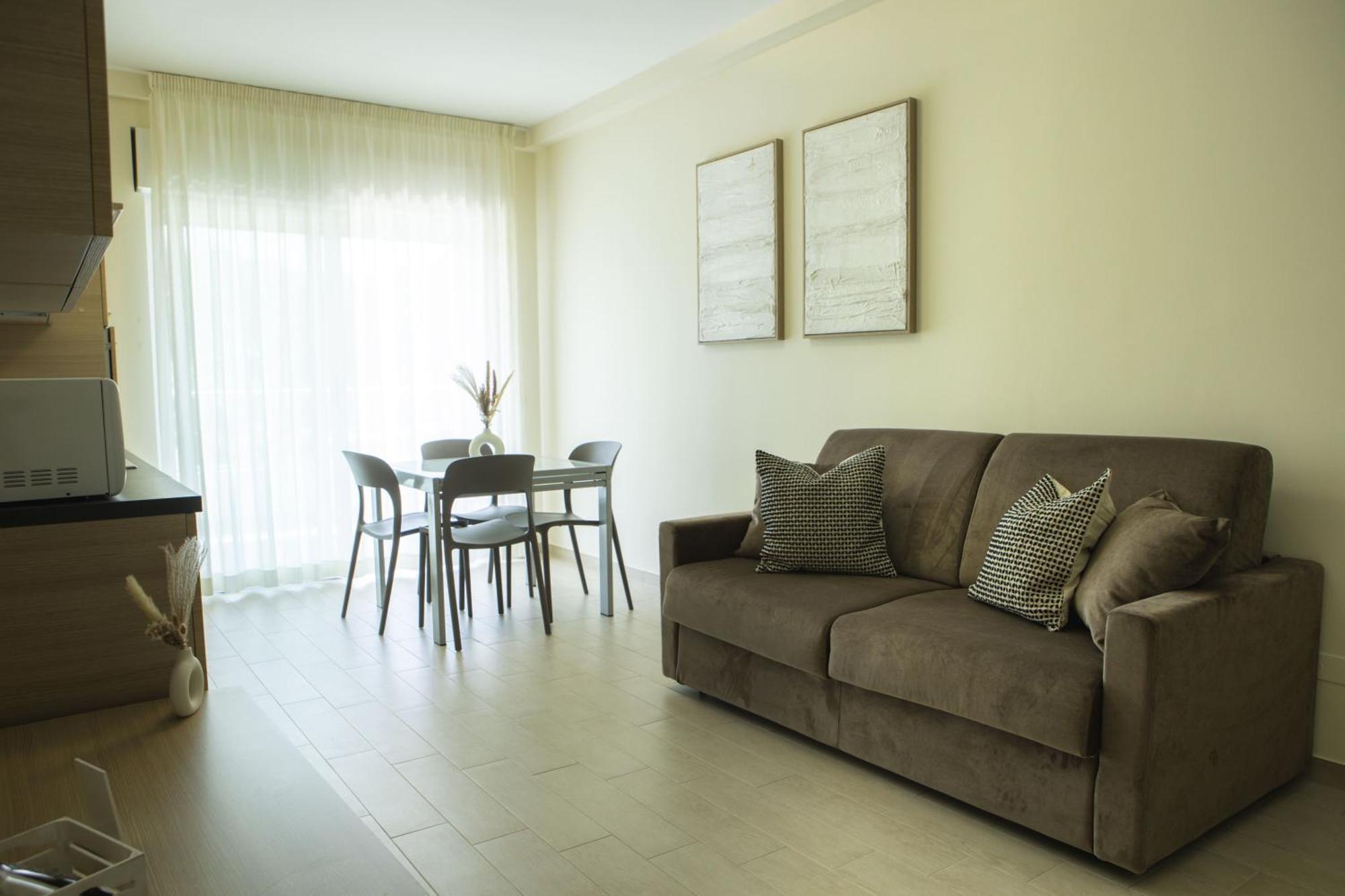 Aparthotel Residenze Roscioli Roseto Degli Abruzzi Exterior foto